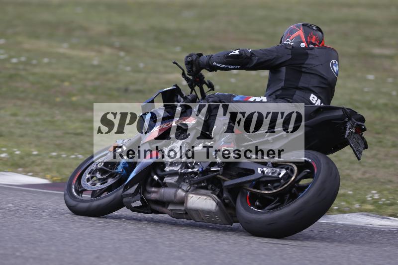 /30 27.07.2026  Dunlop Ride und Test Day ADR/Gruppe gelb Erfahren/18